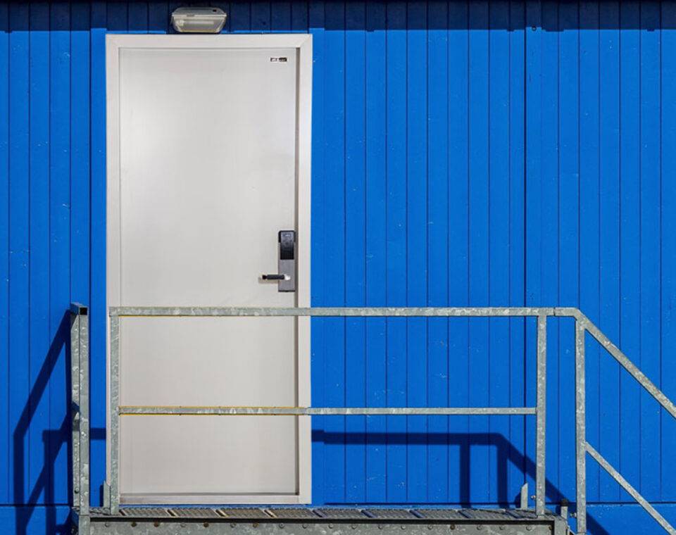 stainless steel door manufacturers